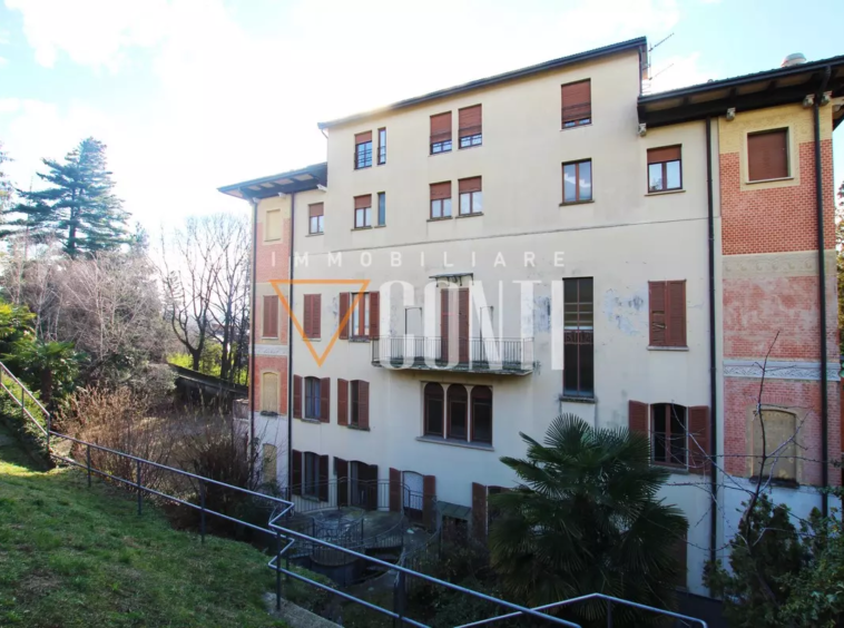 villa varese vendita