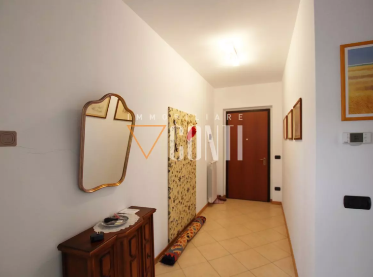 barasso trilocale vendita