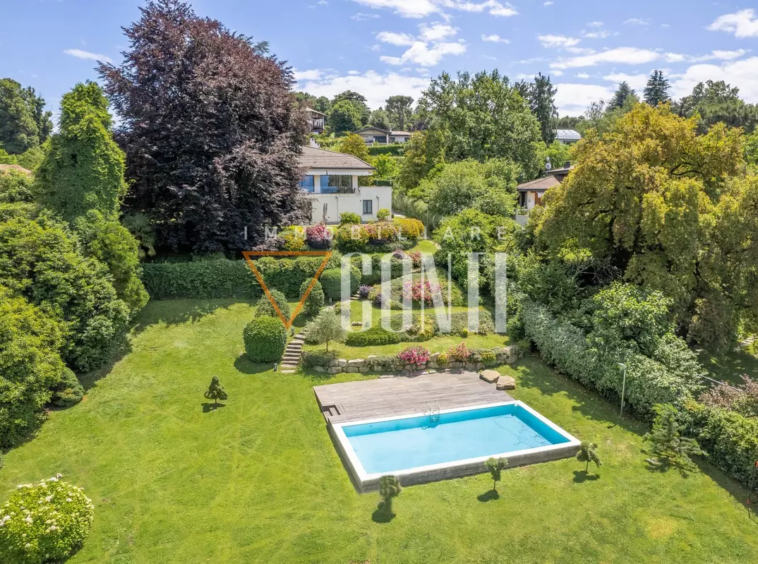 Buguggiate villa vista lago vendita